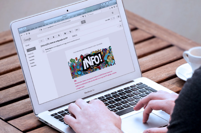Qual a importância de fazer um teste de e-mail antes de enviar?